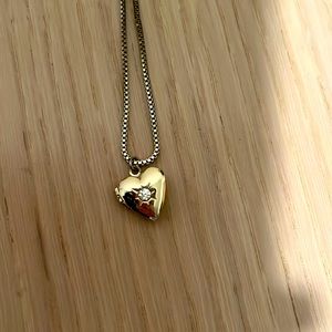 Adjustable Forever 21 Gold Heart Locket Necklace